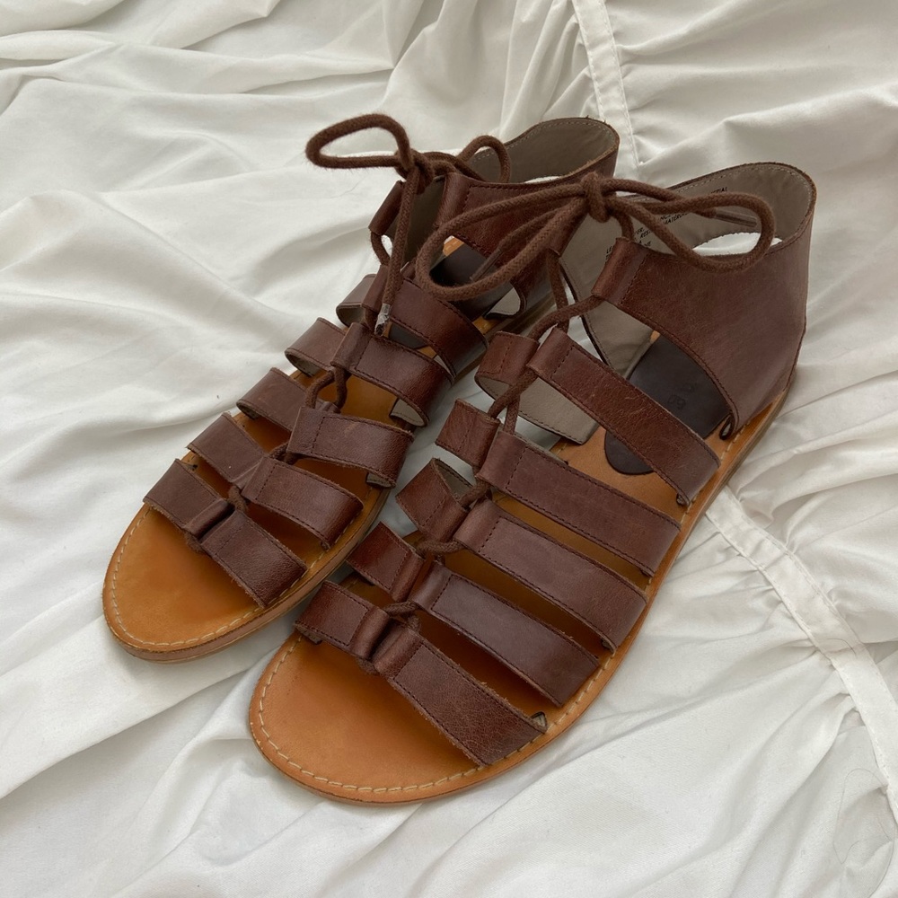 Hinge Brown Leather Sandals